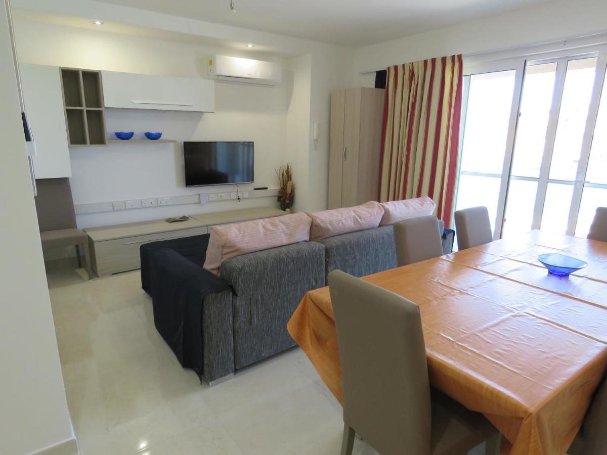 Aquamarine Sea Front Apartments - Second Floor Marsaskala Buitenkant foto