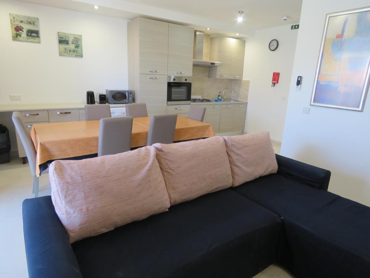 Aquamarine Sea Front Apartments - Second Floor Marsaskala Buitenkant foto